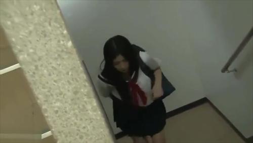 父親が学校行事に参加。