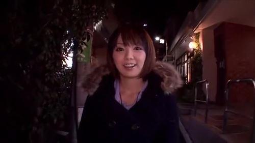 アルコールでほろ酔いになった少女が、ホテルでヤバめ的な行為に及んだ