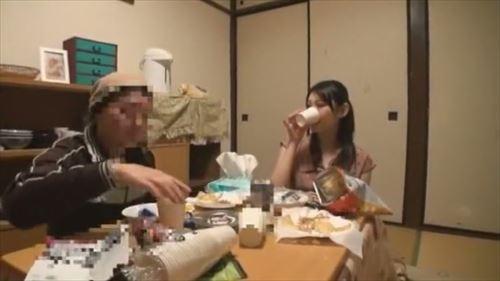 やばい、超タイプのお姉さん、まじでヤリたい！自宅でハメ潮吹きそう！
