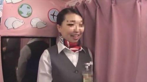 美しい女性でスタイル抜群のCAさんを、高級客船へご招待。最高級のサービスと、特別な快楽をご用意しました。