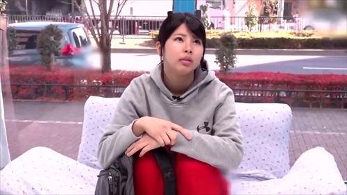 一度だけ、大胆な胸で男を誘惑してみたい。