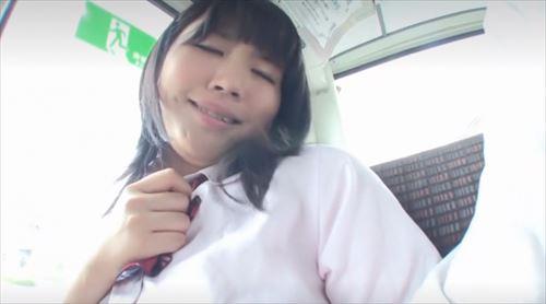 バスルート→バスルートで性強硬手段行為を狙う、野宮さとみ豊かなバストの女性。