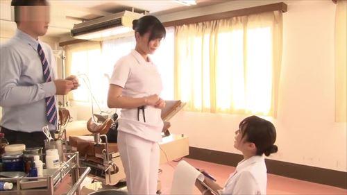 人気アイドルのかのんが、患者と分娩室で性行為