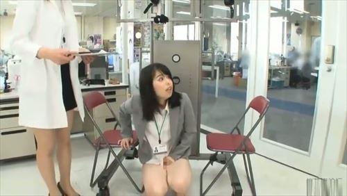 興奮が止まらない、彼らのお互いの身体が触れ合い、電気刺激が一気に高まり、一緒にイッちゃう！