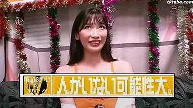 ガマンすれば生挿入が可能、爆乳美女の熟練パイズリフェラー。