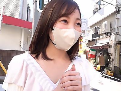 《人妻ナンパ》大人の魅力漂うマスク美人妻を攻略！心の隙間に潜り込み危険な関係で燃え上がるひと時彼女は何度も高ぶる快楽の渦に巻き込まれるｗｗｗ