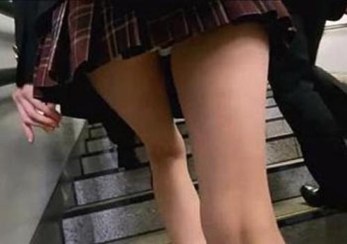 『んぐぅ…あぁ、ダメ…またイッちゃうぅ…あぁあああ！』【JK】嫌いなレイプ犯に拒絶したのにオメコにパコパコされた少女！《昏睡レ○プ》