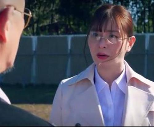 『こんなおばさんレイプしないでぇ…』【人妻】嫌いな強姦魔に巨根で凌辱されて悔しいのにイキまくりな熟女！《レイプ》