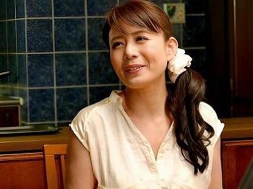 【熟女】嫁の妹の熟女が優しくしてくれたのでそのままセックスしたら最高でしたw
