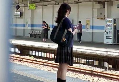 『うぅ…、お願いします、中には出さないで…』【JK】変態強姦魔に鬼ピスされて悔しいのに快楽落ちする女子！《レイプ》