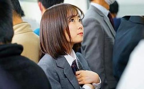 『やだぁ…こんなの酷いよぉ…』【JK】カス犯罪者に抵抗虚しくオメコに挿入された少女！《レイプ》