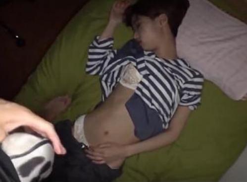 【JD】10代のショートカット生意気少女を尾行して…意識のないマンコを勝手に使用して大量精子を放出する変態野郎《昏睡レイプ》