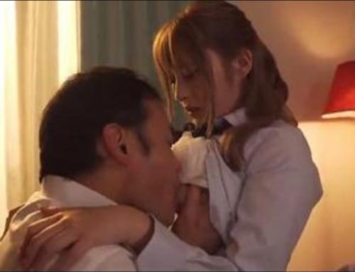 『今日もセックスしなくちゃダメですか…？』【JK】母親が出掛けると義娘に襲いかかるクソ義父、ロリマンコで毎日射精《レイプ》衣吹かのん