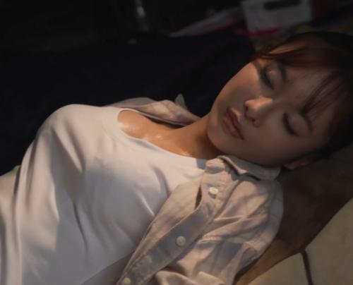 【人妻】美人な若奥様が町内イベントで眠らされて隣人のオッサン共の性欲処理道具にされた《レイプ》栗山莉緒