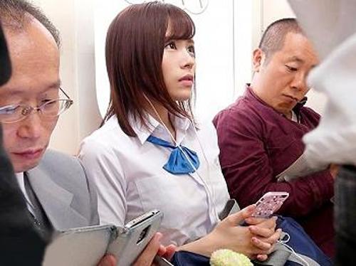 『うぐぅ…こんなの酷いよぉ、助けてください…』【JK】クズ犯罪者に勝手にチンコを突っ込まれた女の子！《強姦》