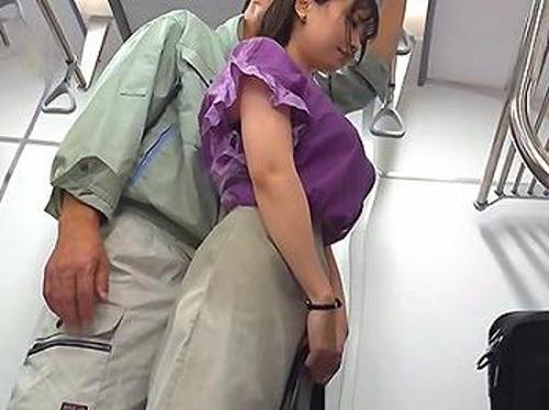 『いやぁ…ダメ、パンツ脱がさないでぇ…』【人妻OL】嫌いな野郎にデカチンでパコパコされて性欲処理道具にされた美人！《レ●プ》