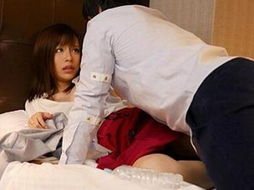 『ひっ…こんな大きなチンチン、ダメぇええ！』【OL】最低上司に嫌がっているのにオメコに貫かれた美女！《レ●プ》