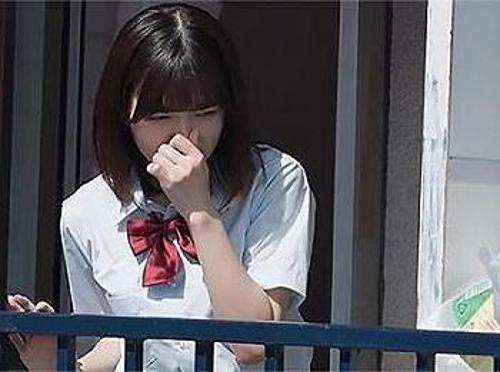 『うぅ、もう無理、お願いだから許して…』【JK】クズ隣人に抵抗虚しく巨根ペニスを貫かれた女の子！《レ○プ》