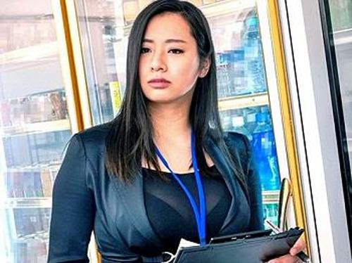 『奥さん、誘ってるんだよね…』【人妻】嫌いな上司に力づくでオメコにハメハメされた妻！《レイプ》