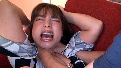 『どうだぁ、俺のチンポは大きいだろ！』【美女】死ぬほど嫌いな犯罪者に抵抗虚しくチンコを挿し込まれたお姉さん！《レｘプ》