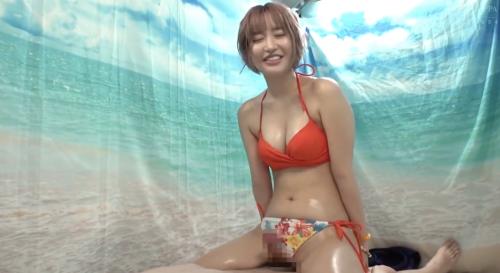 笑顔が眩しい水着ギャルが賞金欲しさにオイルマッサージからの素股に騎乗位！