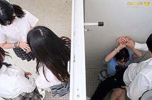 『うぅ、誰か助けて…』【JK】嫌いなレイプ魔に抵抗虚しく膣奥に挿し込まれた娘！《レ●プ》
