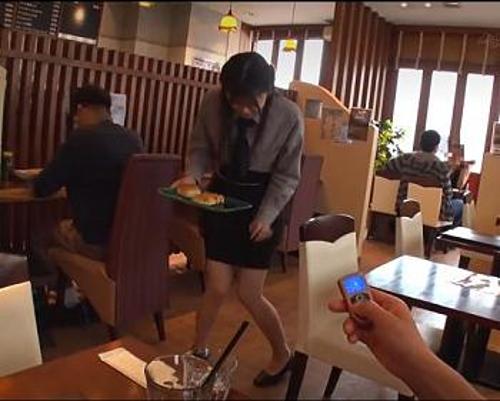 《リモコンバイブ》「店員さん、大丈夫ですか？」【JD】DQN痴漢師に脅迫されてリモバイ接客…大量お漏らしで心配される少女《レイプ》