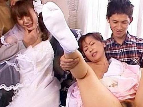 『やだもぉ…なにこれ、私オバサンよ』【人妻】嫌いな犯罪者に抵抗したのにオマンコに挿れられた熟女！《レ○プ》