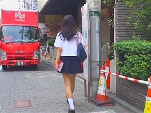 『私、セックスなんてしたくないよぉ…！』【JK】嫌いな教師にデカチンで凌辱されて精子まみれな少女！《強姦》