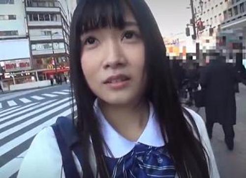 『はぃ…わかりました、触ってみます…』【騙されたJK】経験のないウブな女子に間違った性知識で騙して巨根チンコを生挿入しちゃいますw