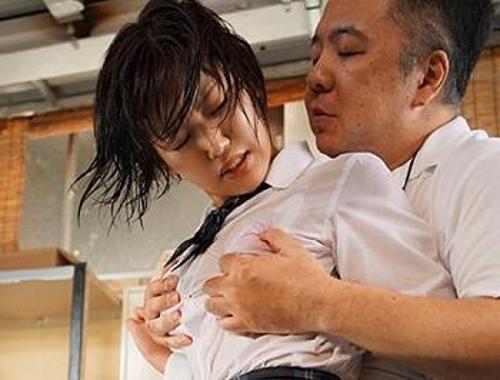 『お望み通りメチャクチャにしてやるよっ！』【JK】嫌いな男に勝手にマンコに挿れられた娘！《レ●プ》
