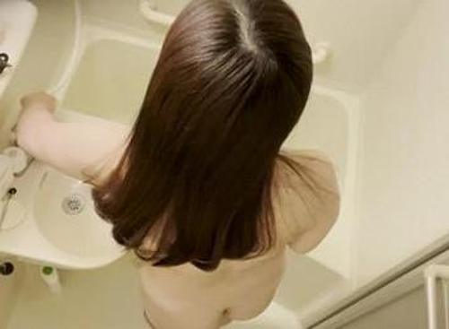 『お願いします、犯さないでください…』【美女】ゴミカス男に抵抗虚しくマンコにパコパコされたお姉さん！《昏睡強姦》