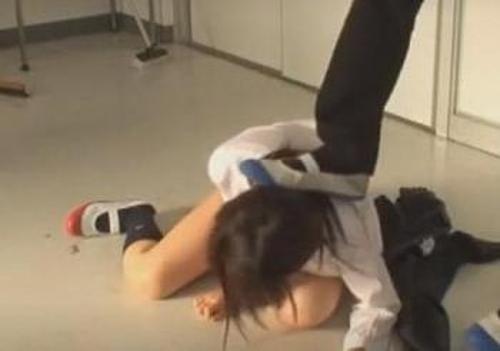 「先公に言えるもんなら言ってみろよコラっ！」【逆ギレ】生意気なJKが恐怖で震えて肉便器に！経験少なめマンコに大量精子注入されちゃうw