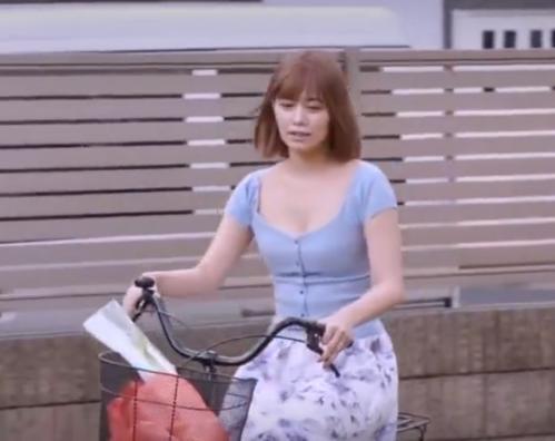 【人妻】買い物から帰ってきた妻が義兄に襲われた、ニートのクズ義兄が妻のマンコで性欲処理《レイプ》紺野ひかる