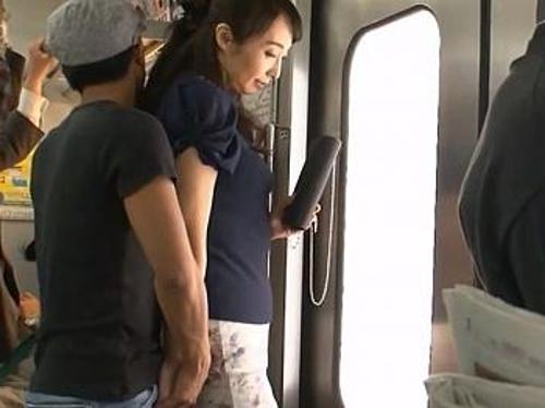 『いやぁああ、こんなおばさん犯さないで…』【人妻】ゴミクソ強姦魔にチンチンでハメハメモノ扱いされたおばさん！《レイプ》