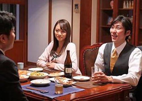 『もうこのオバサン脱がしちゃおうぜ〜w』【人妻】死ぬほど嫌いな上司にレイプされて屈辱の絶頂イキする熟女！《レｘプ》