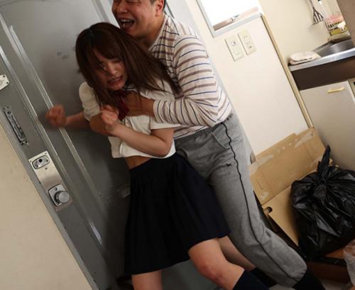 【JK】ゴミ部屋に引きずり込まれる少女…絶倫野郎に犯されて泣きながら大量潮吹きしちゃうビッチJK《レイプ》東條なつ