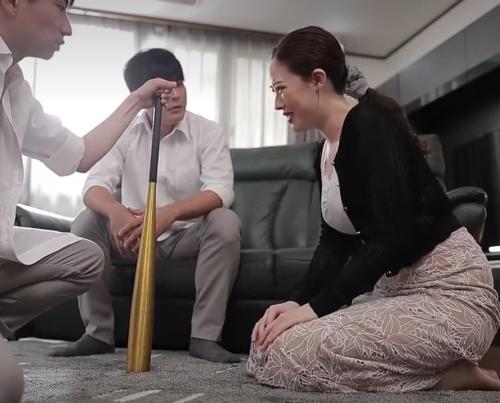 『お前の息子のせいで俺ら停学だよッ！』【人妻】子供の同級生男子に脅迫されて性奴隷にされた妻、輪されて何度も痙攣イキ《レイプ》