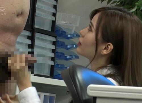 『クリトリスはダメぇ、潮吹いちゃうよ…あぁああ！』【OL】鬼畜上司にペニスで膣奥ガン突きされて膣痙攣しっぱなし美女！《レ○プ》