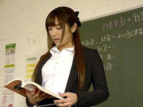 『ダメ、強くしたらまたイッちゃうよぉ…！』【アイドル】最低レイプ魔にピストンされて大量精子どぴゅされた女の子！《強姦》