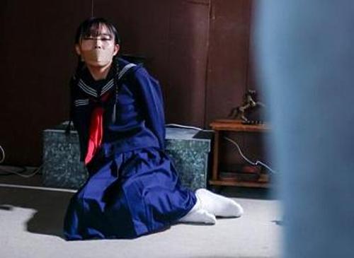 『いやぁ…もうダメ、イッちゃうぅ！』【JK】嫌いな男に力づくでチンチンを貫かれた女子！《レ●プ》