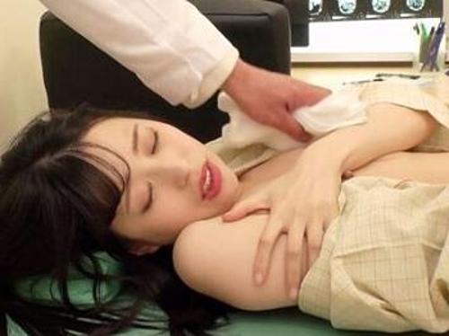 『オバサンびしょ濡れじゃん、感じてるの？』【人妻】死ぬほど嫌いな野郎に巨根で膣奥ガン突きされて悔しいのに感じまくりなおばさん！《レ○プ》