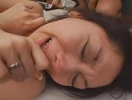 『ちょっとぉ、私オバサンよ…！』【人妻】変態野郎にチンチンでハメハメガクブルいきっぱなしおばさん！《レ○プ》
