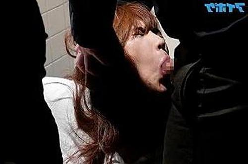 『だ、ダメぇ…そんなに突いたらイッちゃう…！』【美女】生理的に嫌いな強姦魔に抵抗虚しく小さな割れ目に挿入された美人！《レｘプ》