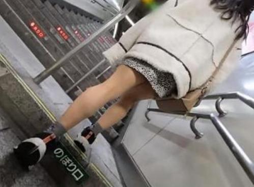 【ロリ少女】生意気そうな女子を尾行して自宅特定！寝室に侵入して成長途中の体を好き放題使って性欲処理する変態野郎《昏睡レイプ》
