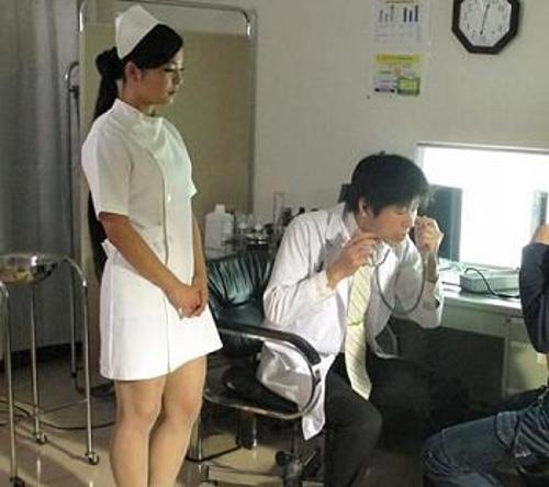 『だ、ダメぇ…またイッちゃいます…！！』【看護師】大嫌いな野郎に抵抗したのに割れ目にねじ込まれたお姉さん！《レ○プ》