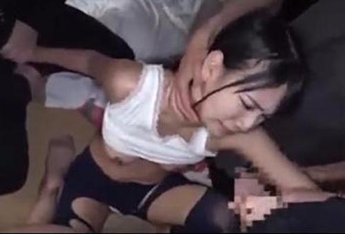 『だ、ダメぇ…そんなに突いたらイッちゃう…！』【女教師】鬼畜レイプ犯に勝手にデカチンを生ハメされた美人！《強姦》