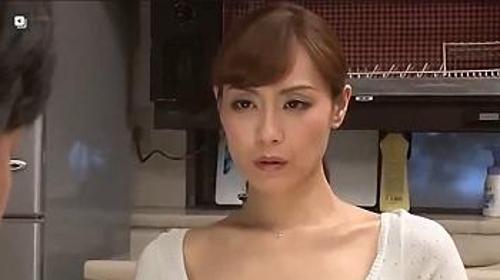 『いやぁあ…こんなオバサン犯すなんて…』【人妻】キモ上司に容赦なくキツマンに挿入されたオバサン！《レｘプ》