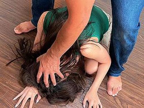 《債務者》『ごめんなさい…あと少しだけ待ってください…』利息代わりに体を要求され断れない少女…大量精子ドピュッ《レイプ》