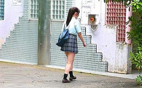 『あぁ、ダメ…出ちゃうよぉ…！』【JK】嫌いなレイプ魔にチンチンでパコパコされて性欲処理道具にされた少女！《レイプ》